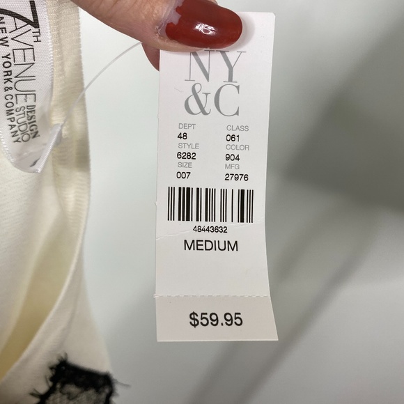 New York & Co 7th Ave Cream Sweater w/ Black Lace Sz. M NWT - Picture 6 of 9